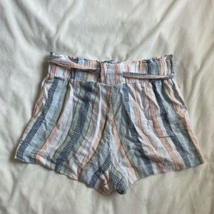 Stripped cloth shorts with tie front